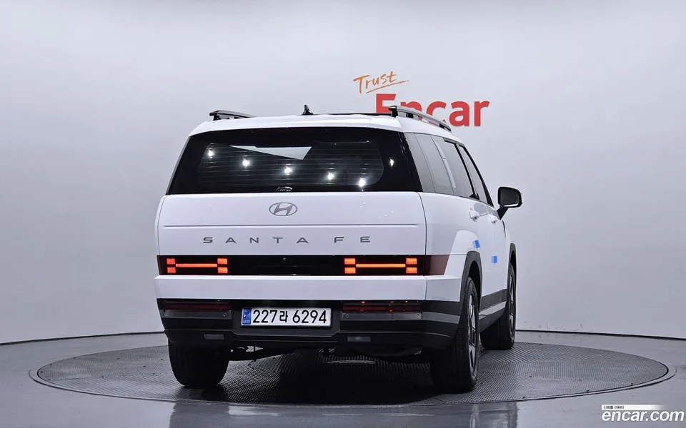 Hyundai Santa Fe HEV 1.6 2WD 2025 — миниатюра 4