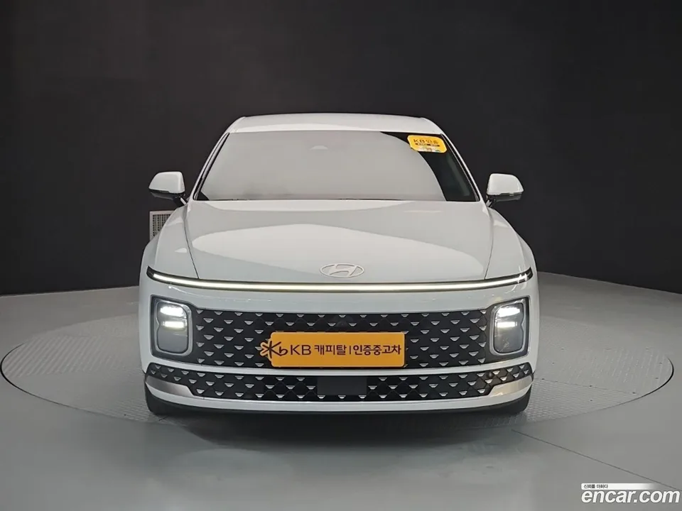 Hyundai Grandeur 2.5 2WD 2023 — миниатюра 3