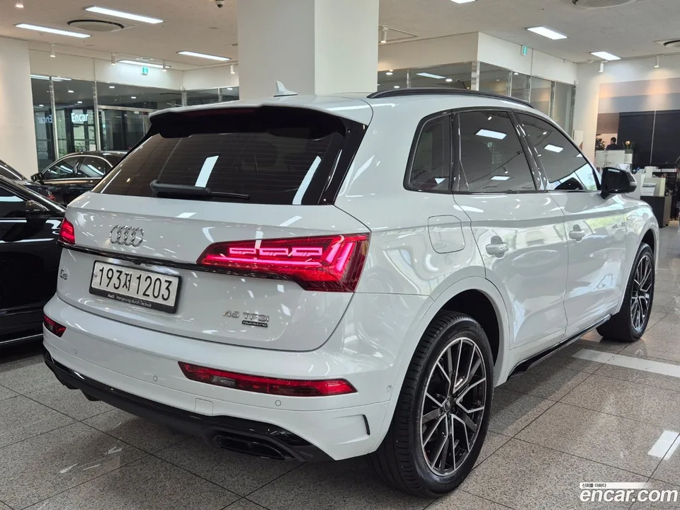 Audi Q5 45 TFSI 2024 — миниатюра 2