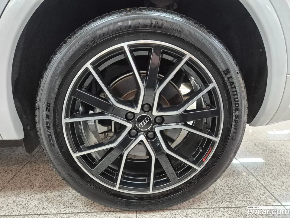 Audi Q5 45 TFSI 2024 — миниатюра 5