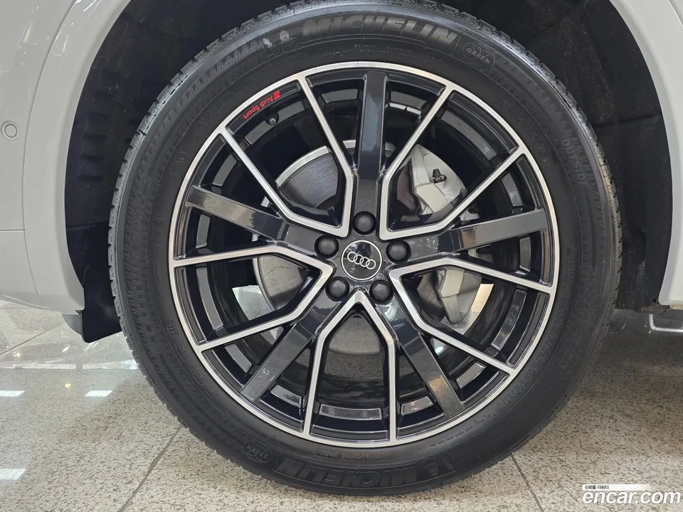 Audi Q5 45 TFSI 2024 — миниатюра 5
