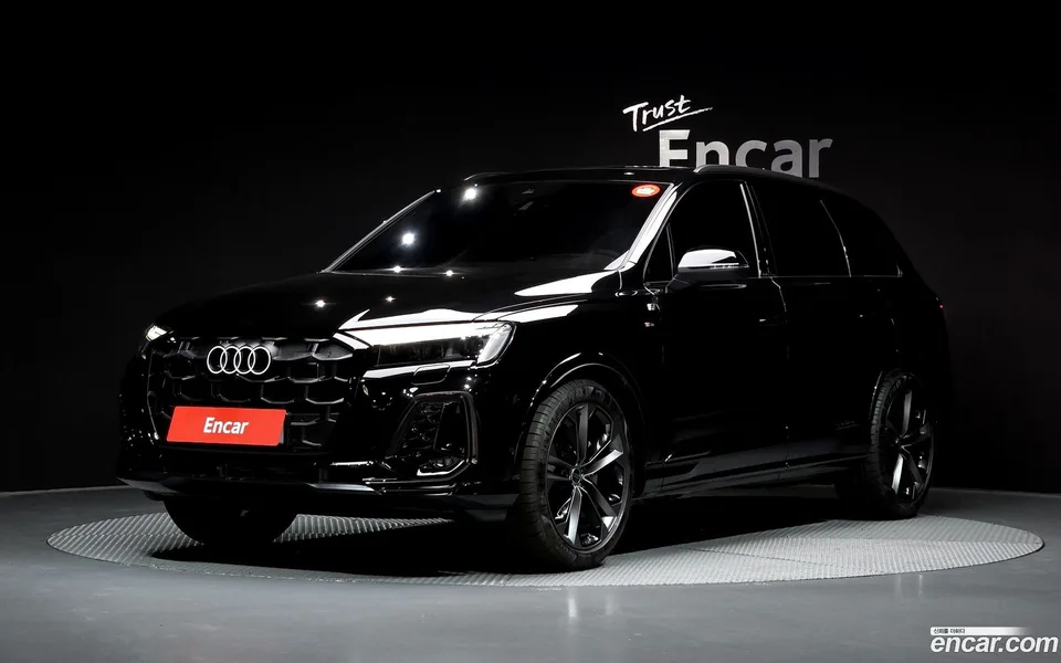 Audi Q7 (4M) 55 TFSI 2026 — фото 1, купить с доставкой в Москву