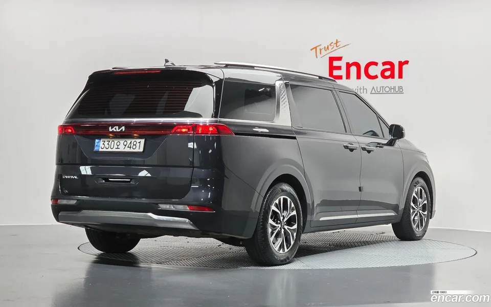 Kia Carnival 9 2023 — миниатюра 2