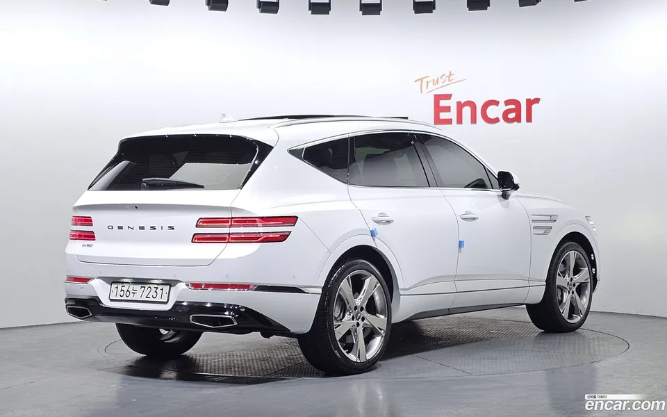 Genesis GV80 2.5T 2WD 2023 — миниатюра 2
