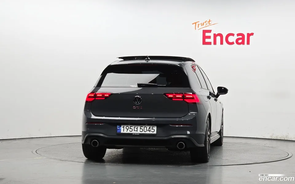 Volkswagen Golf 2.0 GTI 2024 — миниатюра 4