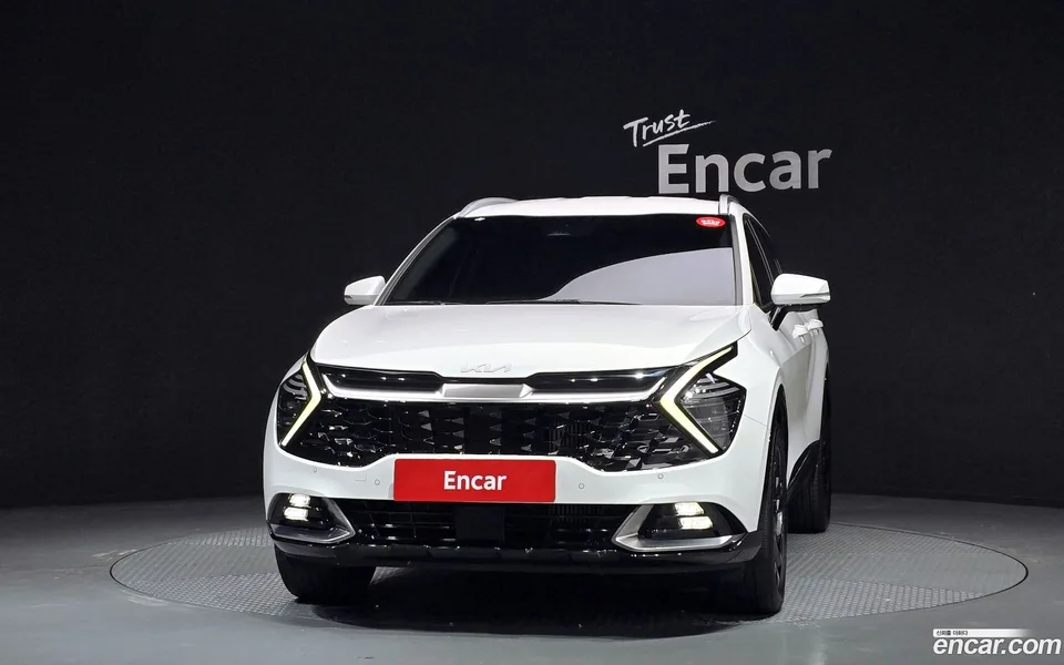 Kia Sportage 1.6 4WD 2023 — миниатюра 3