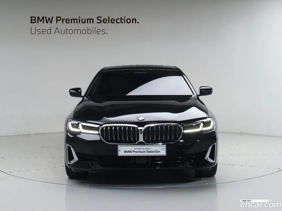 BMW 5 Series 530i 2023 — миниатюра 3