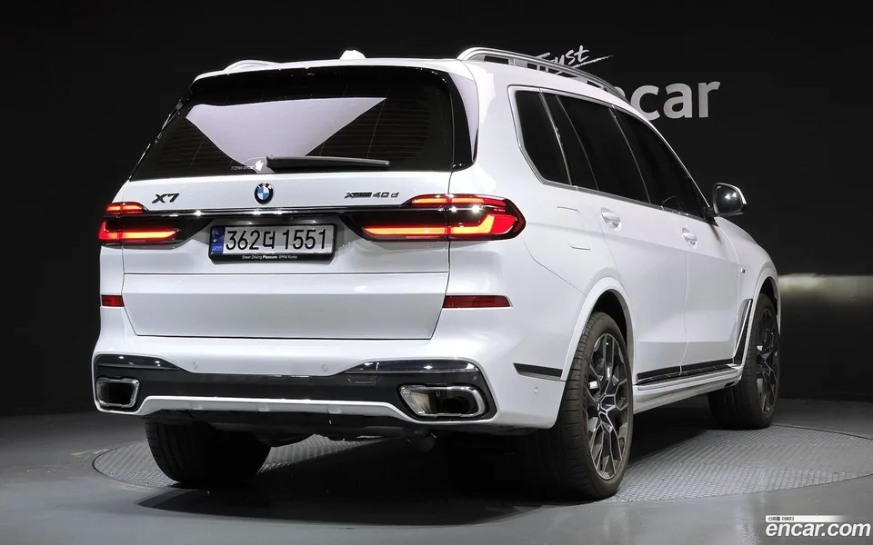 BMW X7 xDrive 40d M 7 2025 — миниатюра 2
