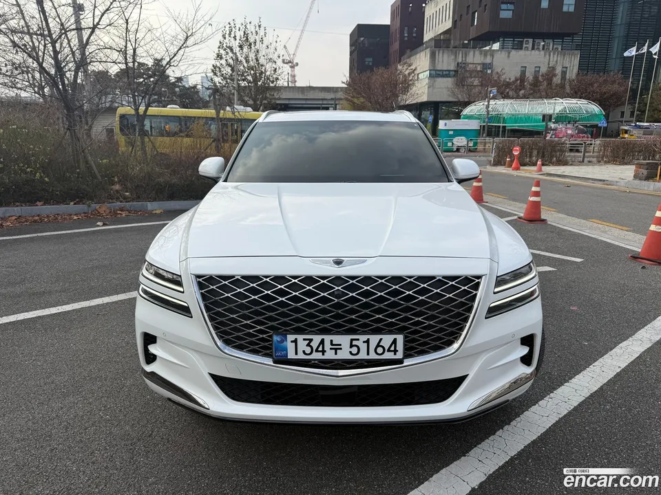 Genesis GV80 2.5T 2WD 2023 — миниатюра 2