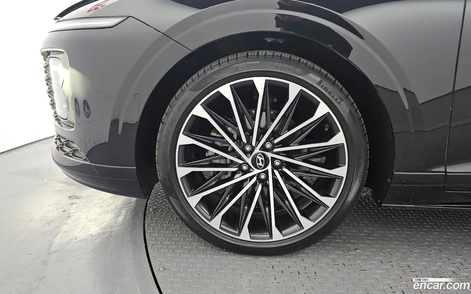 Hyundai Grandeur 2.5 2WD 2023 — миниатюра 5
