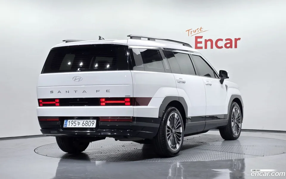 Hyundai SantaFe HEV 1.6 4WD 2023 — миниатюра 2