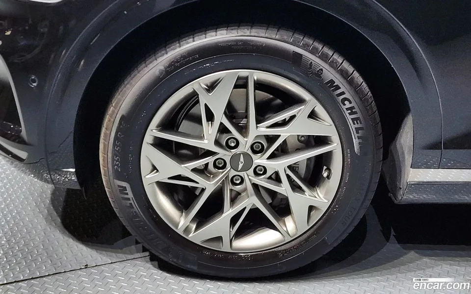 Genesis GV70 2.5T 2WD 2022 — миниатюра 5