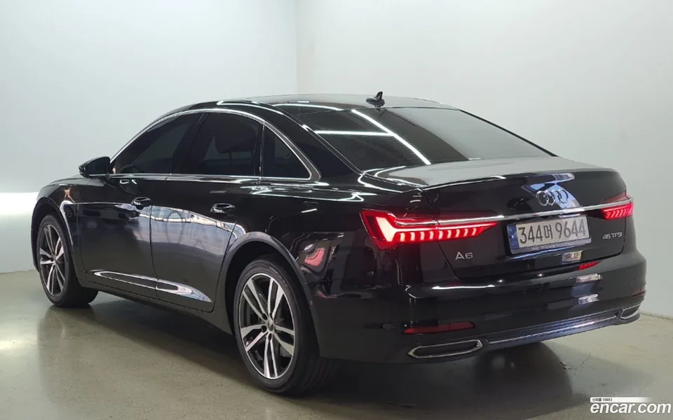 Audi A6 45 TFSI 2023 — миниатюра 2