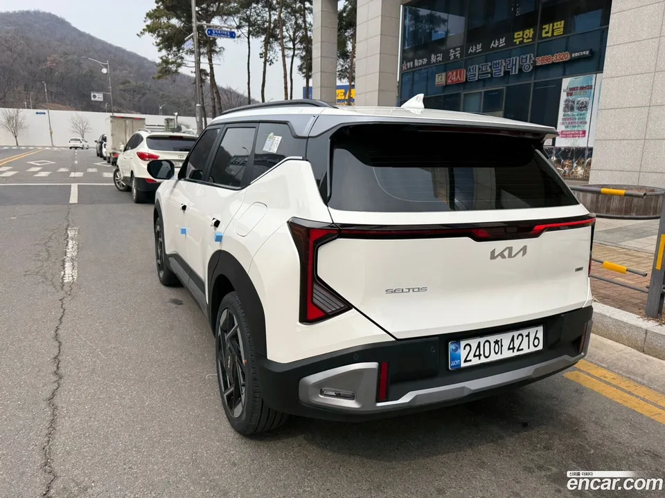 Kia Seltos HEV 1.6 2WD 2026 — миниатюра 5