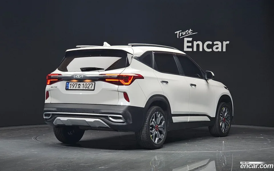 Kia Seltos 1.6 2WD 2022 — миниатюра 2