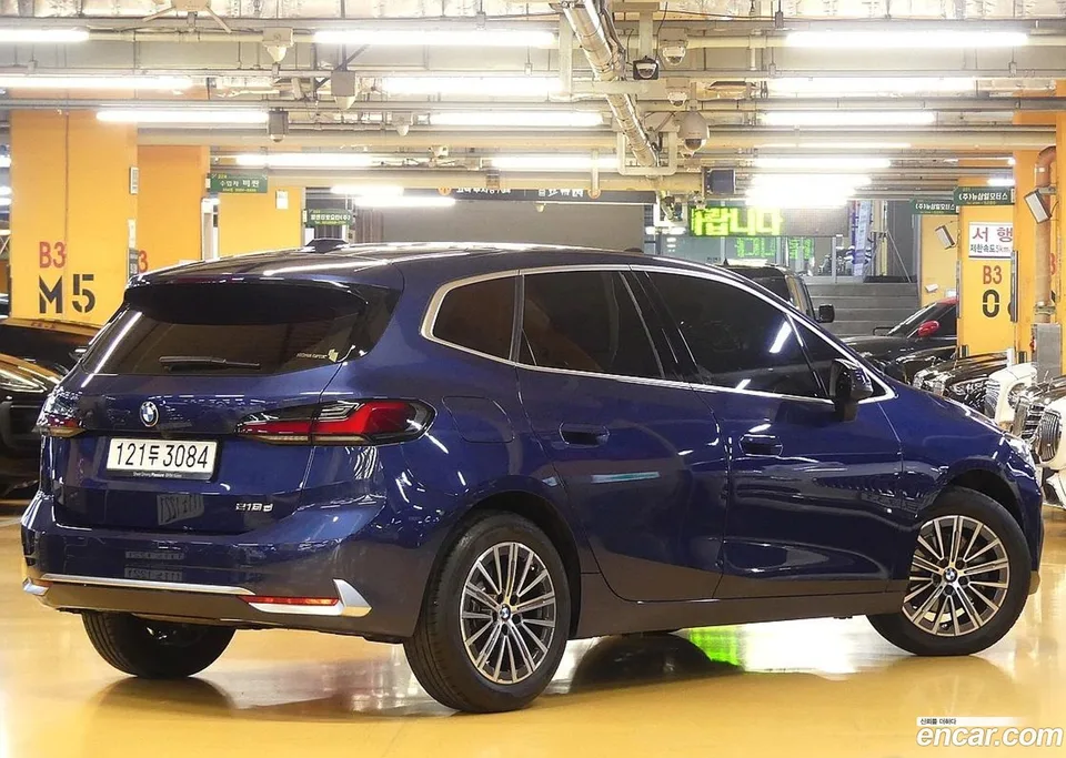 BMW 2 Series Active Tourer 218d 2025 — миниатюра 2