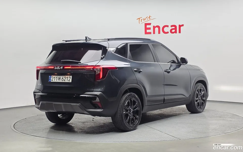 Kia Seltos 1.6 2WD 2024 — миниатюра 2