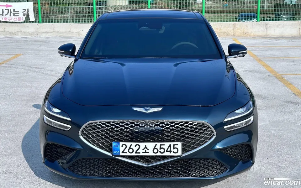 Genesis G70 2.0T 2WD 2022 — миниатюра 2