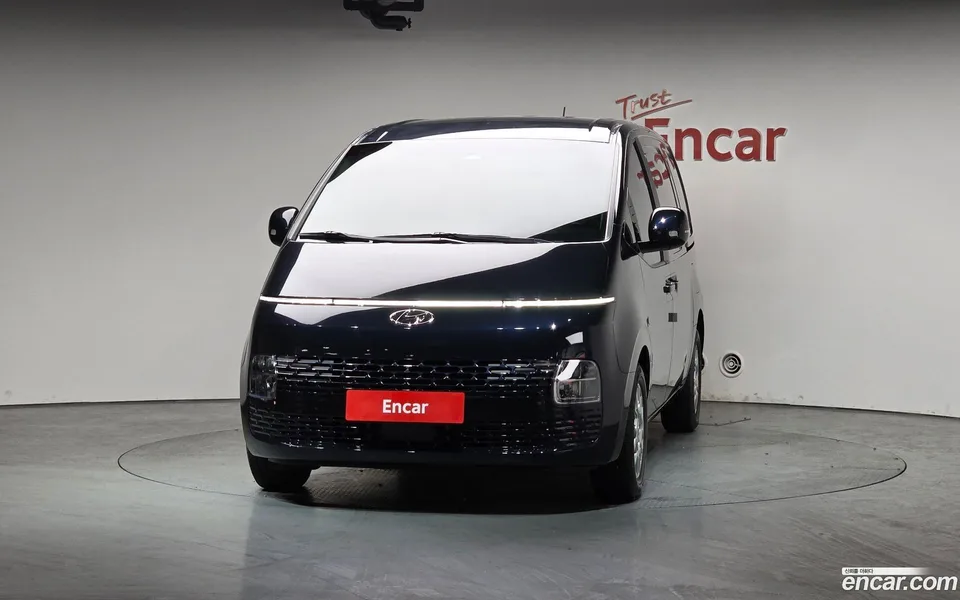 Hyundai Staria L3.5 3 2024 — миниатюра 3
