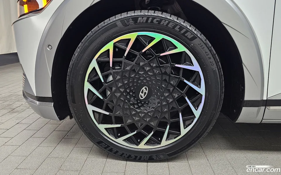 Hyundai Ioniq 5 AWD 2023 — миниатюра 5