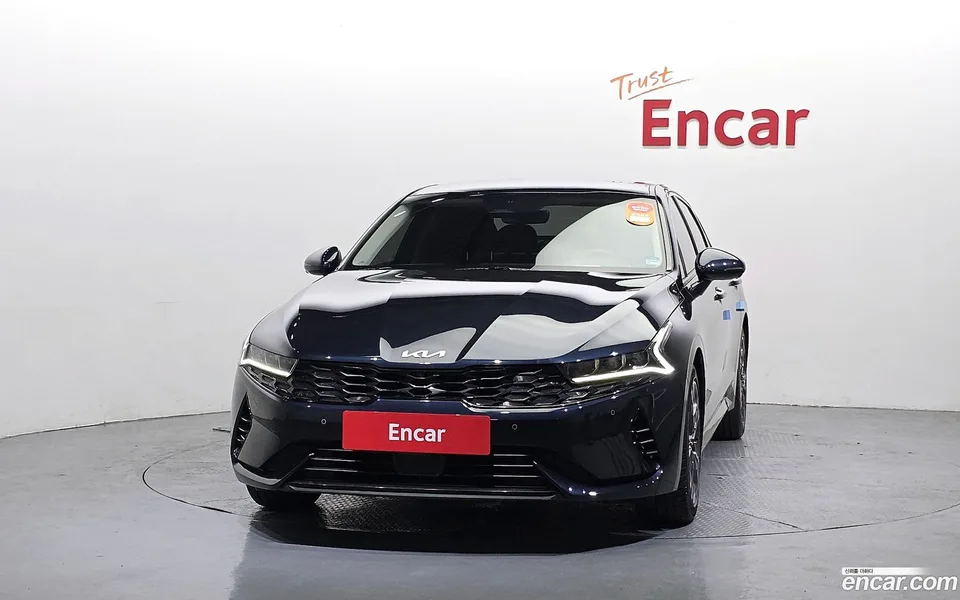Kia K5 Hybrid 2023 — миниатюра 3