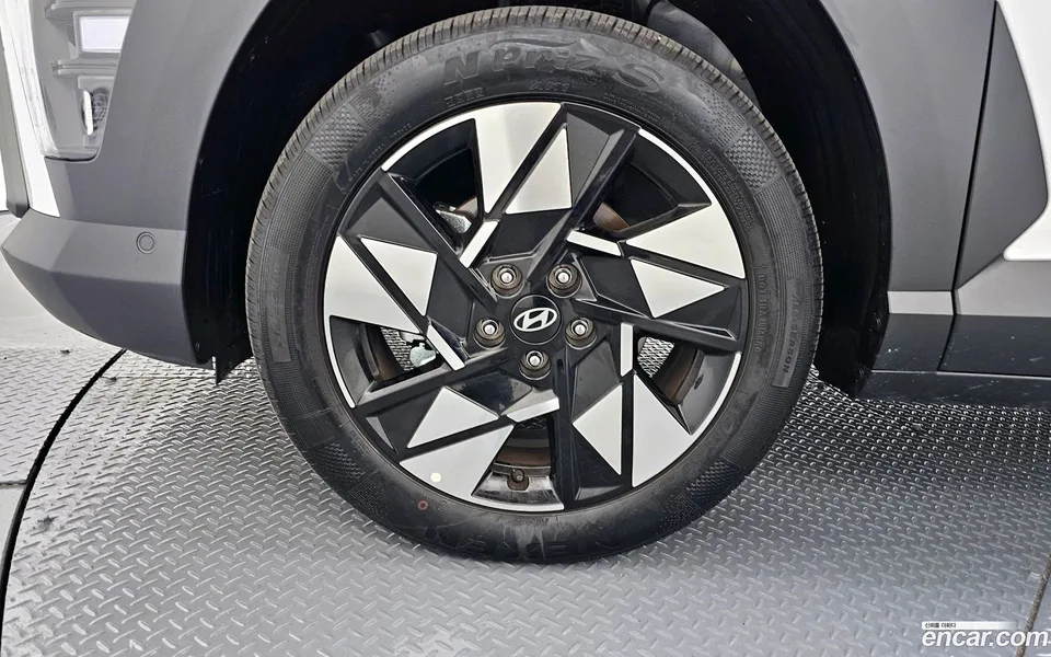 Hyundai Kona 1.6 2WD 2025 — миниатюра 5