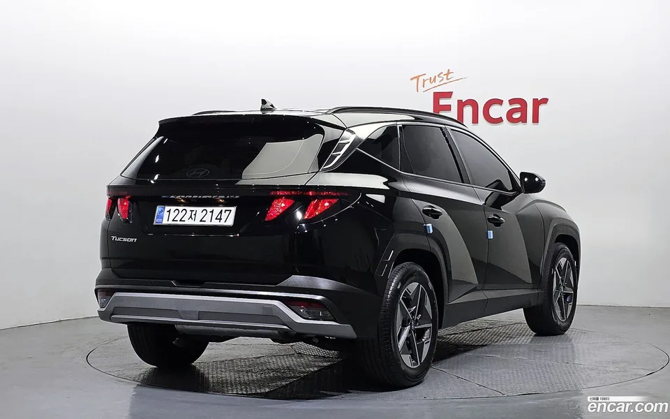 Hyundai Tucson NX4 1.6 2WD 2024 — миниатюра 2