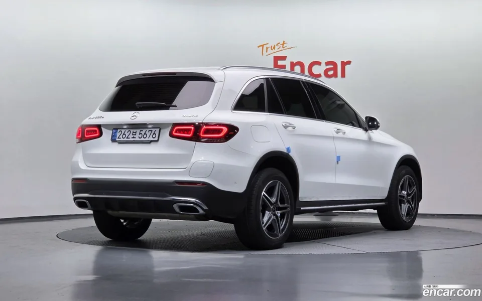 Mercedes-Benz GLC-Class GLC300e 4MATIC 2022 — миниатюра 2