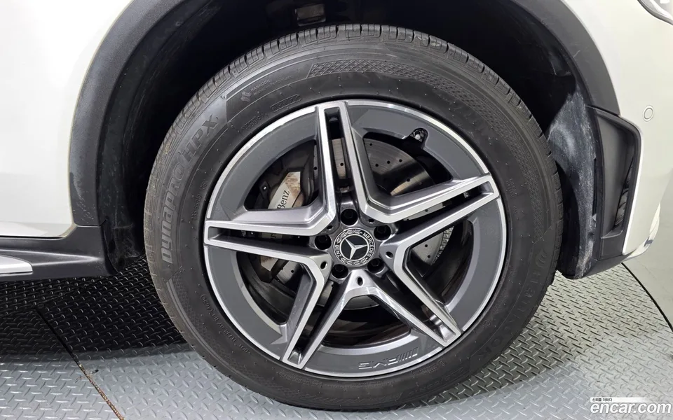 Mercedes-Benz GLC-Class GLC300e 4MATIC 2022 — миниатюра 5