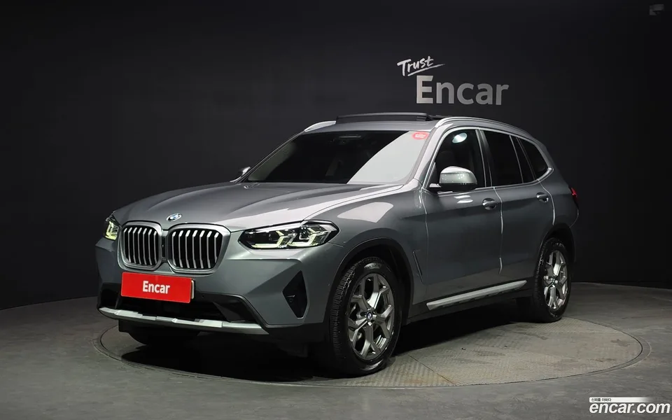 BMW X3 xDrive 20i 2023 — фото 1, купить с доставкой в Москву