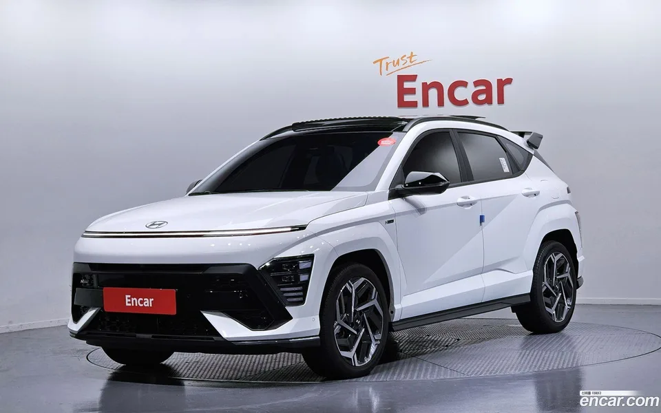 Hyundai Kona 1.6 2WD 2023 — фото 1, купить с доставкой в Москву