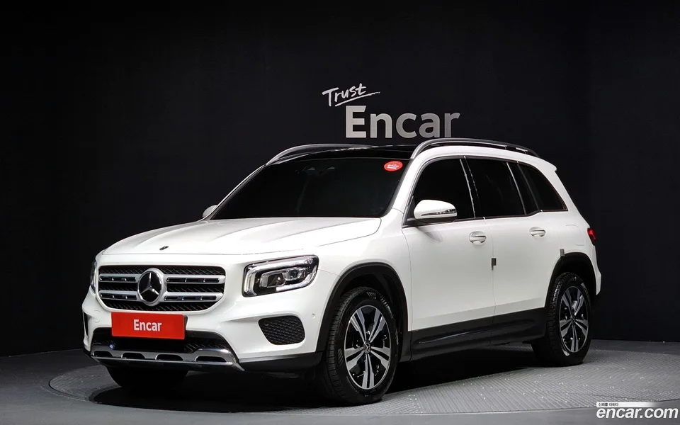 Mercedes-Benz GLB-Class GLB200 d 2022 — фото 1, купить с доставкой в Москву