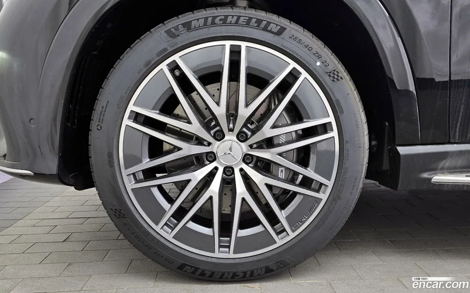 Mercedes-Benz GLE-Class AMG GLE53 4MATIC+ 2025 — миниатюра 5