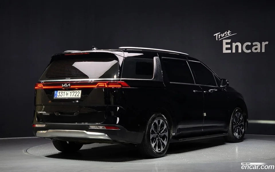 Kia Carnival 9 2022 — миниатюра 2