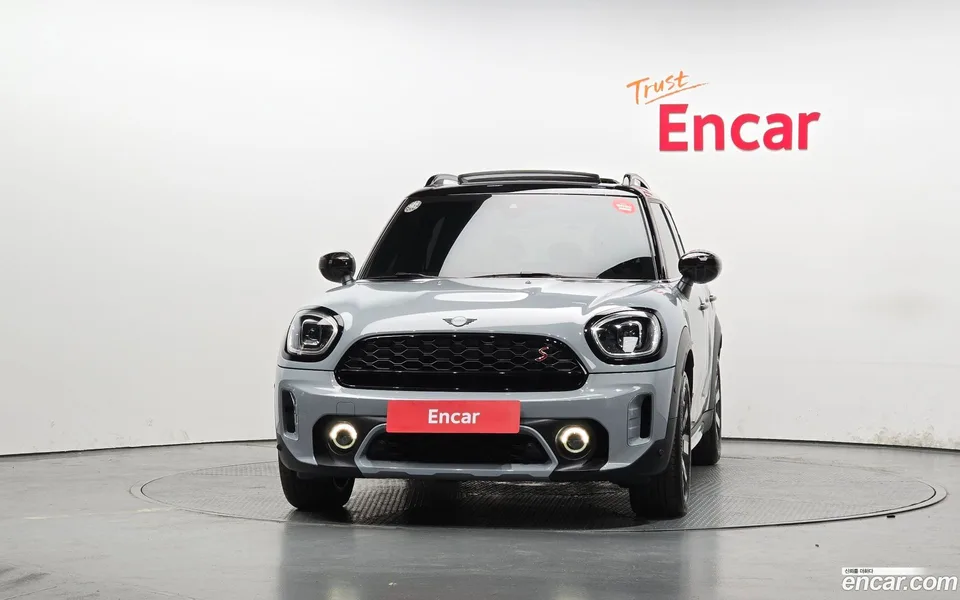MINI Cooper S Countryman ALL4 2023 — миниатюра 3