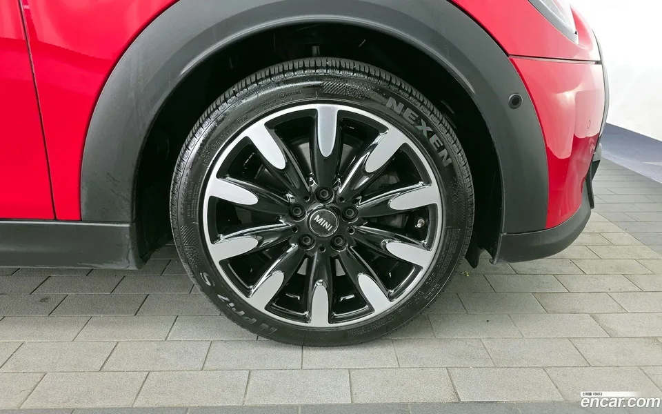 MINI Cooper S 5 2022 — миниатюра 5