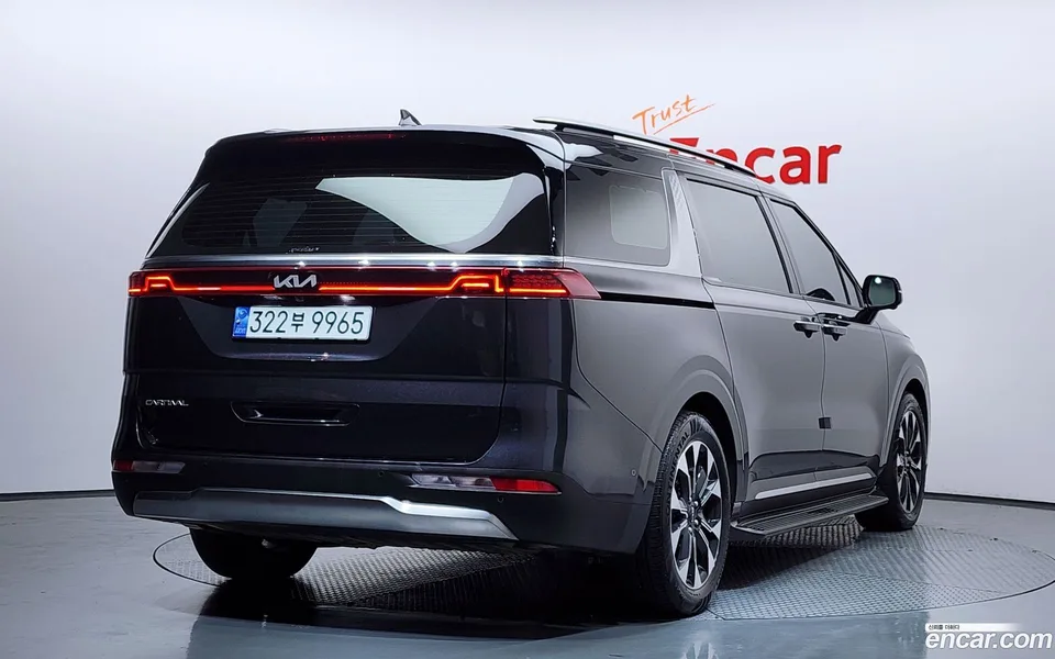 Kia Carnival 7 2023 — миниатюра 2