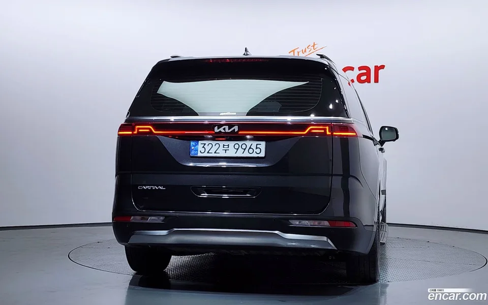 Kia Carnival 7 2023 — миниатюра 4