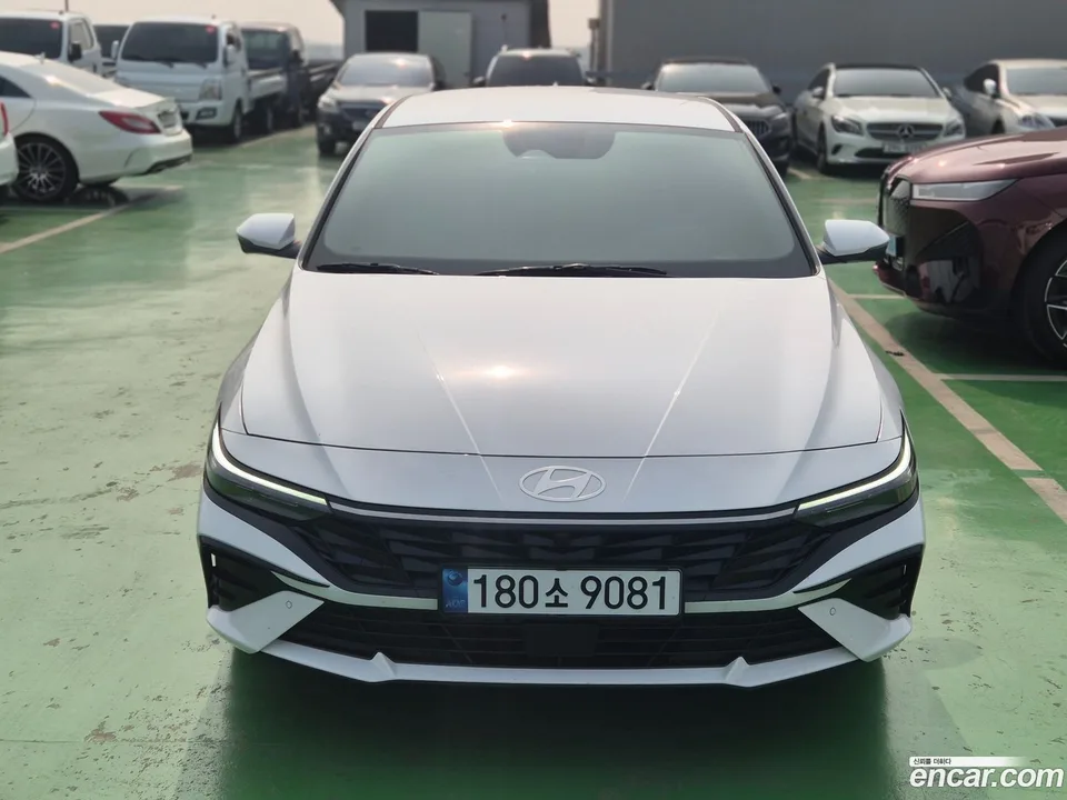 Hyundai Avante CN7 1.6 2025 — фото 1, купить с доставкой в Москву