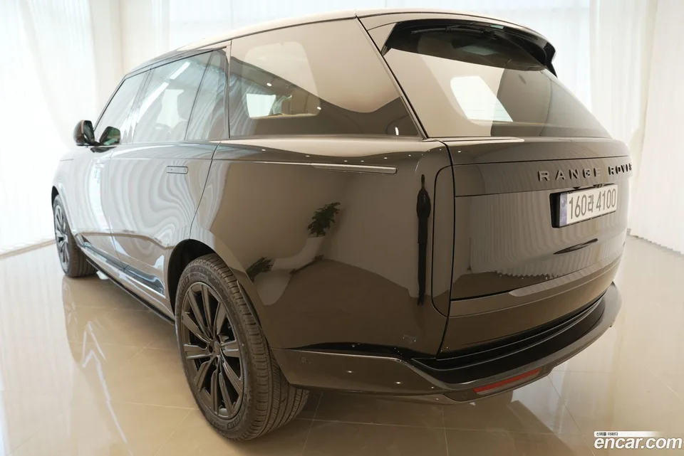 Land Rover Range Rover P530 AB LWB 2026 — миниатюра 5