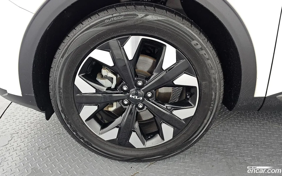 Kia Sportage 1.6 2WD 2022 — миниатюра 5