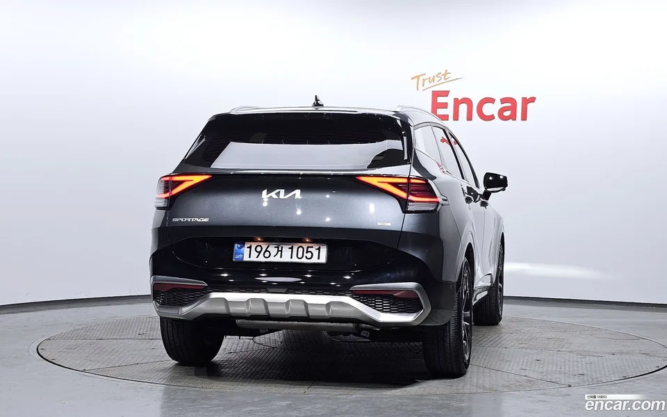 Kia Sportage Hybrid 2WD 2024 — миниатюра 4