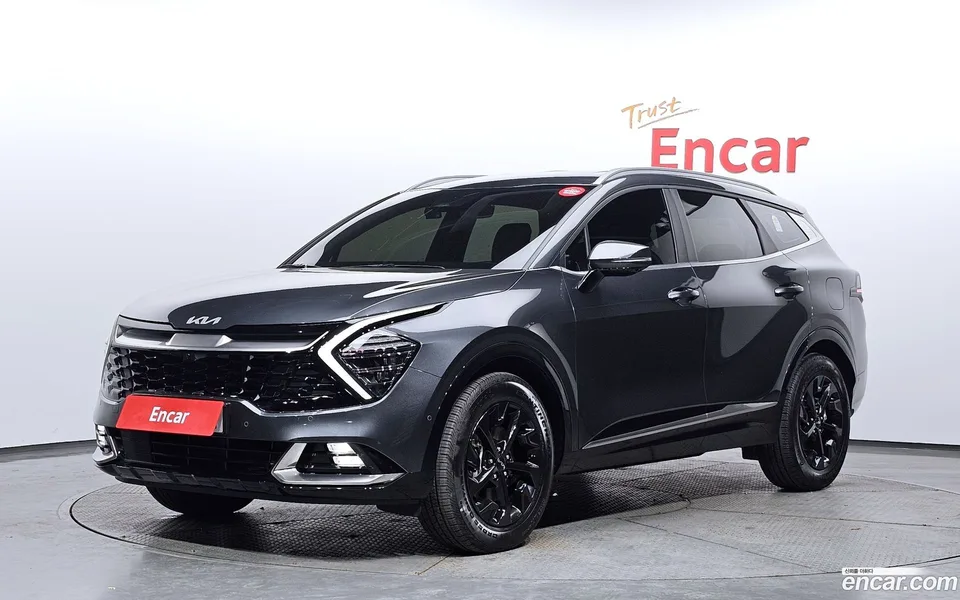 Kia Sportage Hybrid 2WD 2024 — фото 1, купить с доставкой в Москву
