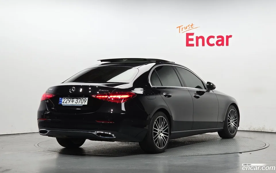 Mercedes-Benz C-Class C300 4MATIC 2024 — миниатюра 2