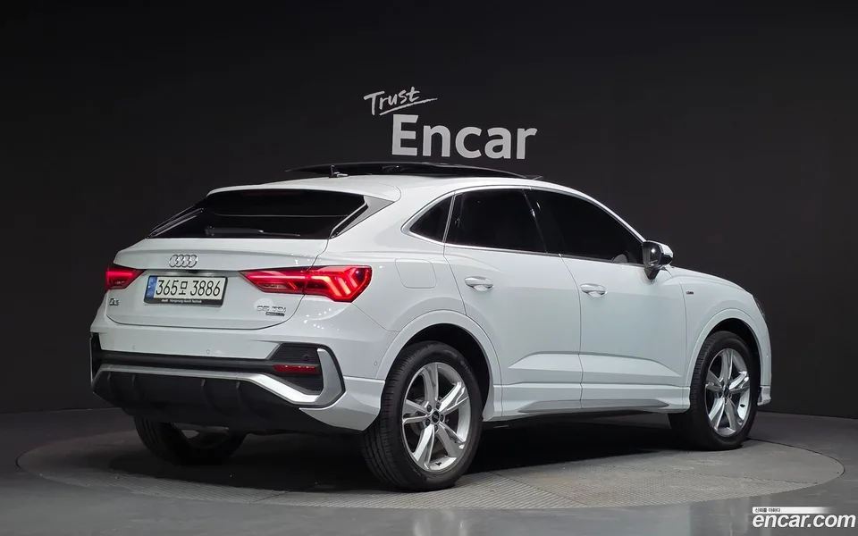 Audi Q3 35 TDI 2022 — миниатюра 2