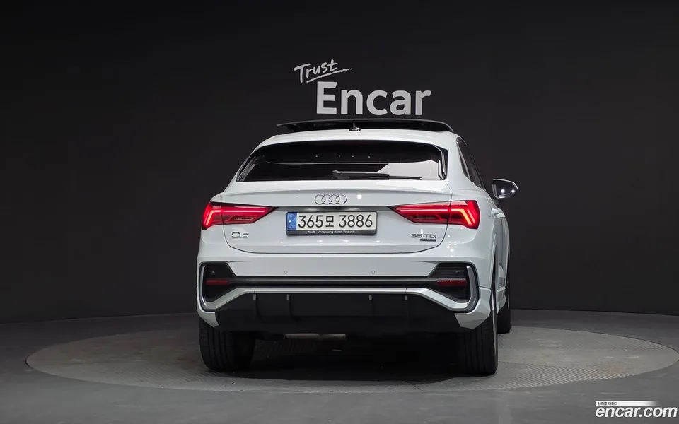 Audi Q3 35 TDI 2022 — миниатюра 4
