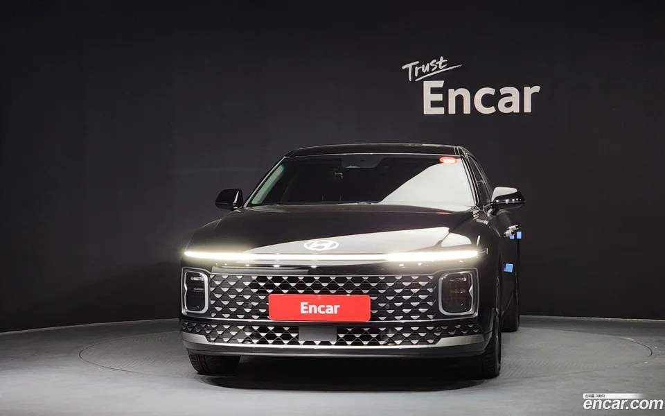 Hyundai Grandeur Hybrid 2023 — миниатюра 3