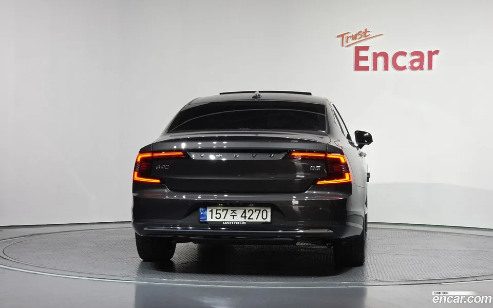 Volvo S90 B5 2022 — миниатюра 4