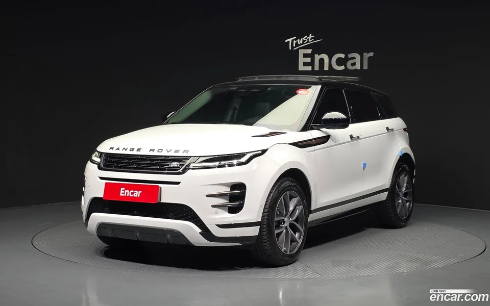 Land Rover Range Rover Evoque P250 SE 2025 — фото 1, купить с доставкой в Москву