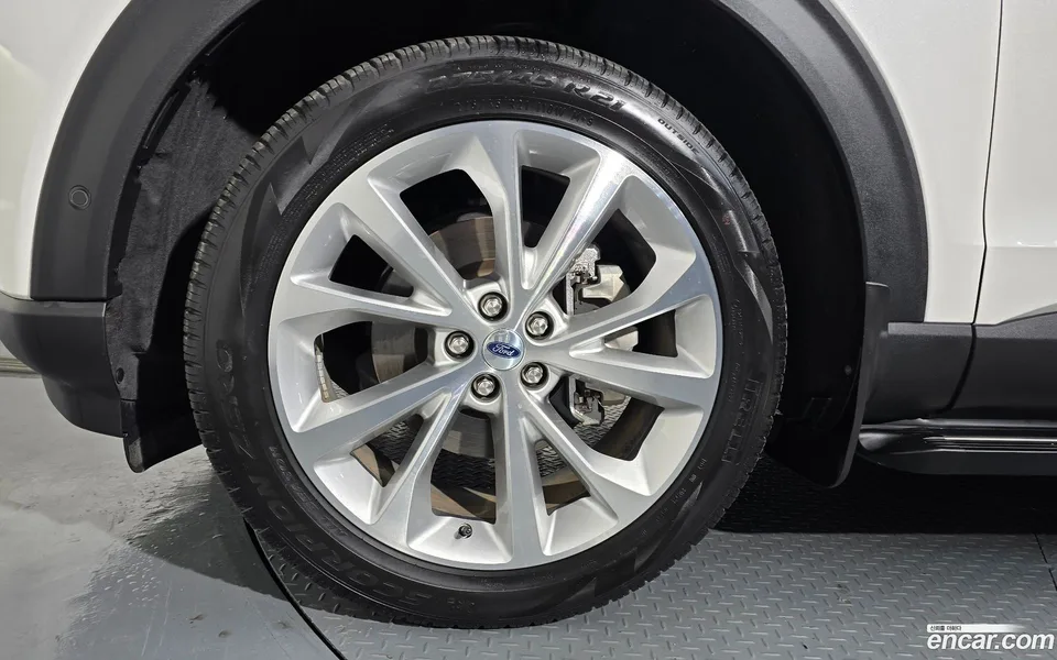 Ford Explorer 3.0 4WD 2023 — миниатюра 5